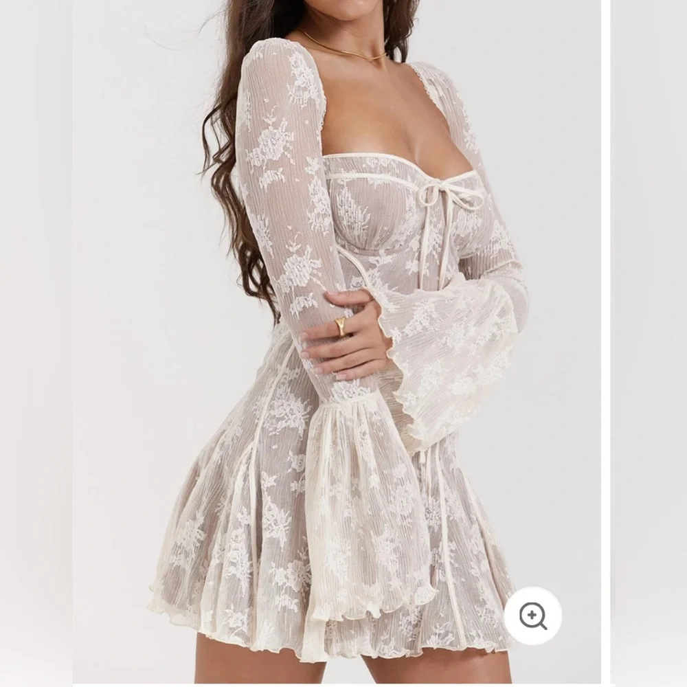 Analissa House of CB Ivory Lace Long Sleeve Mini Dress Medium Plus Cup! - Picture 2 of 4